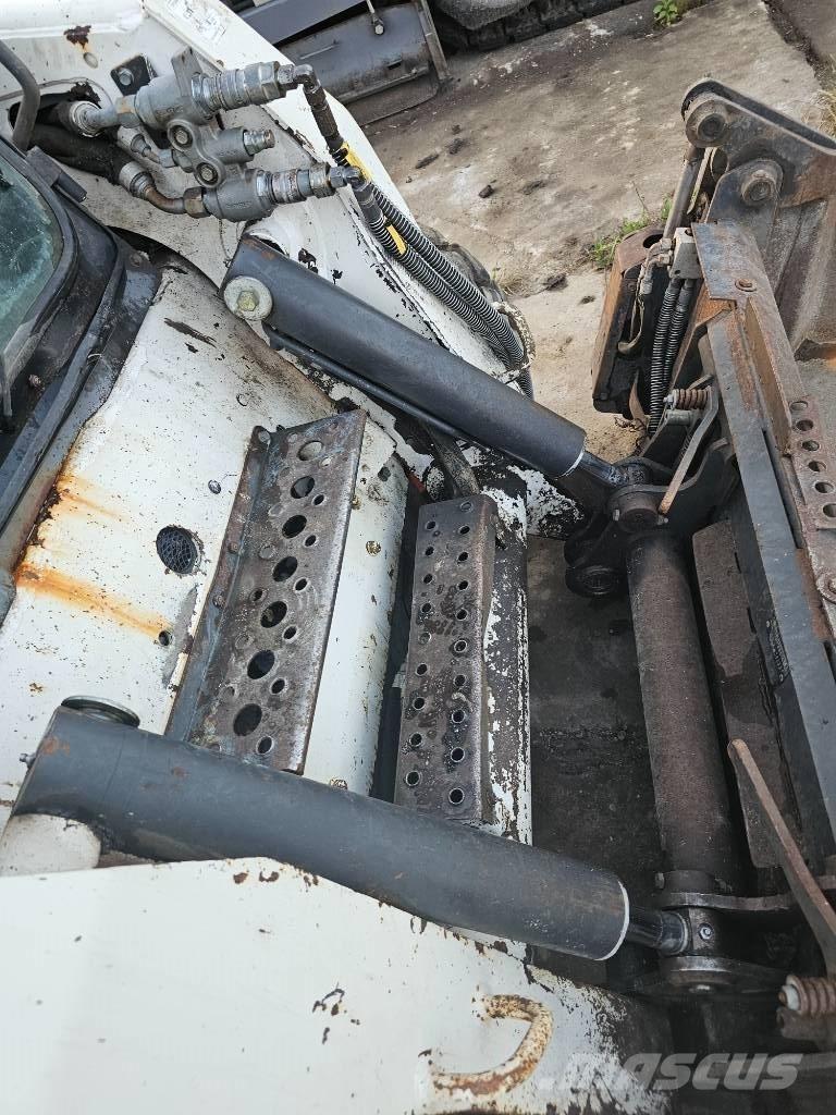 Bobcat S 250 Utovarivači na kotačima