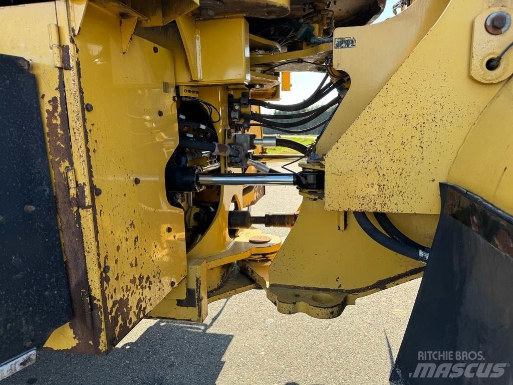 CAT 972M Utovarivači na kotačima