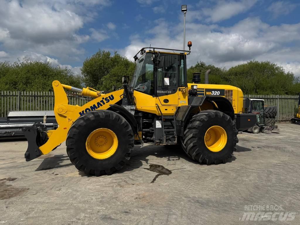 Komatsu WA320-7 Utovarivači na kotačima