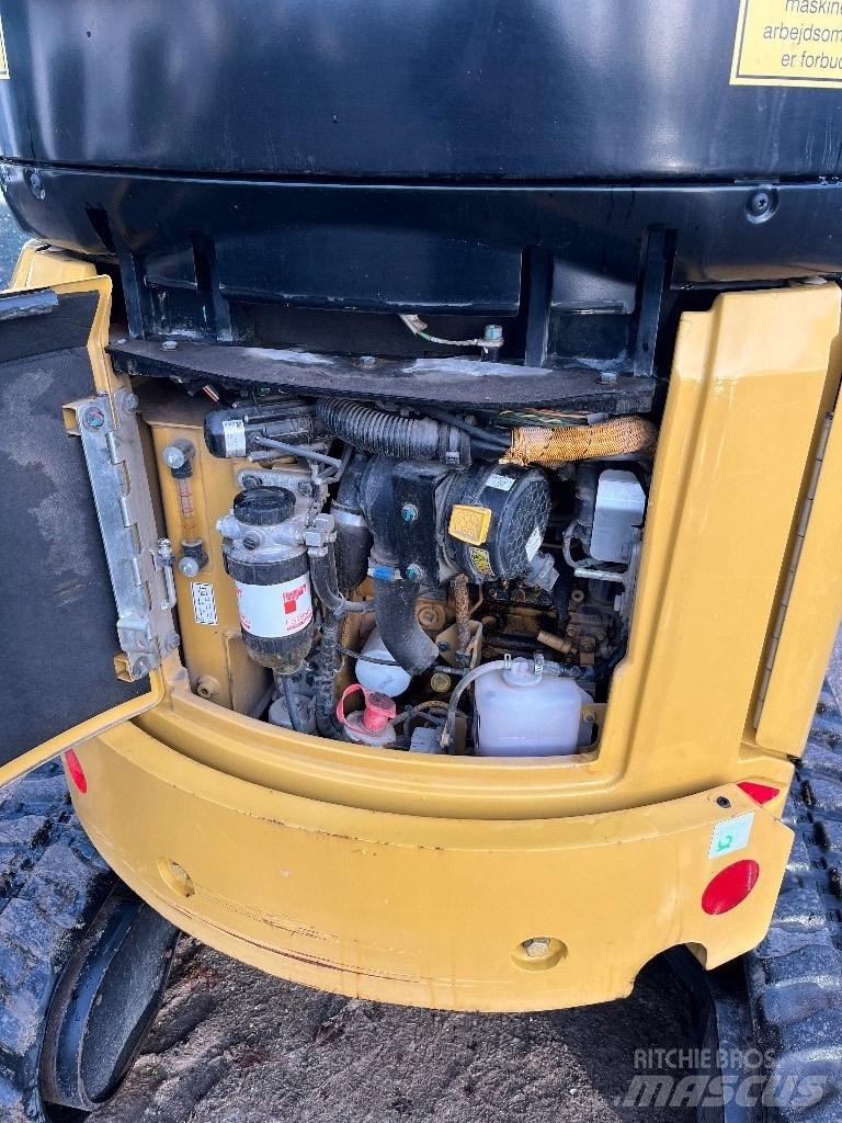 CAT 302 Mini bageri <7t