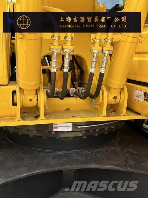 Komatsu PC 210 Bageri gusjeničari