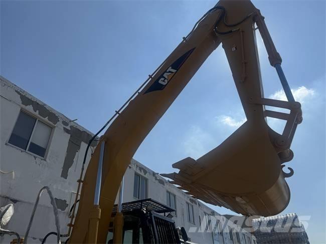 CAT 320 C L Bageri gusjeničari