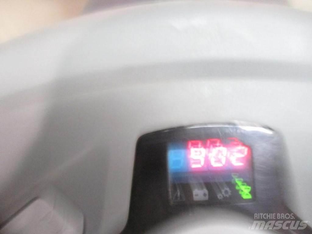 BT LWE 160 Nisko podizni električni viličar