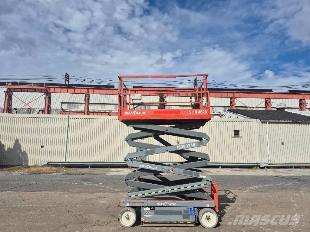 SkyJack SJ 4626 Škaraste platforme
