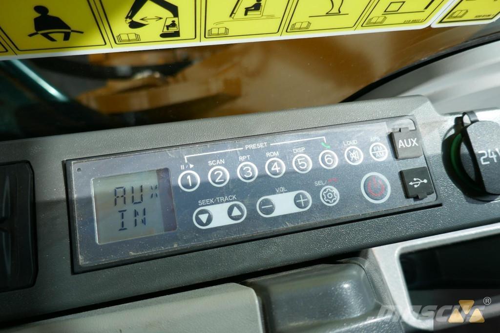 CAT 352 Bageri gusjeničari