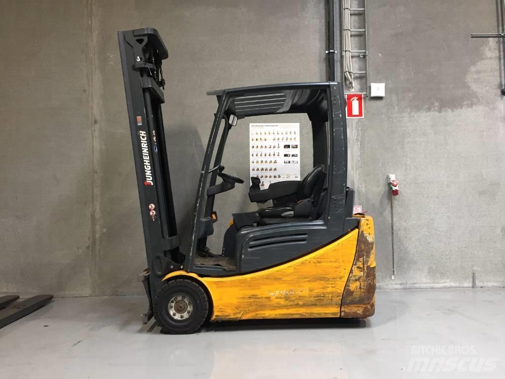 Jungheinrich EFG 216 Električni viličari