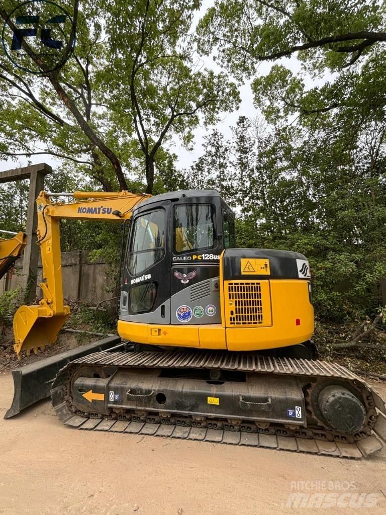 Komatsu PC128 US Bageri gusjeničari