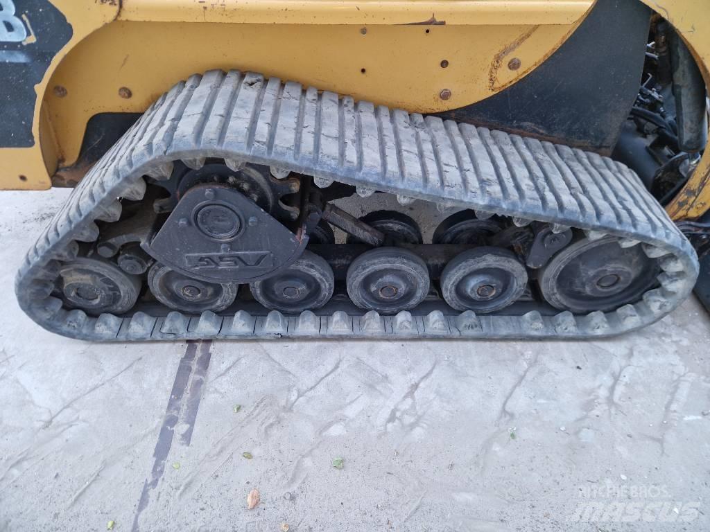 CAT 247 B Skid steer mini utovarivači