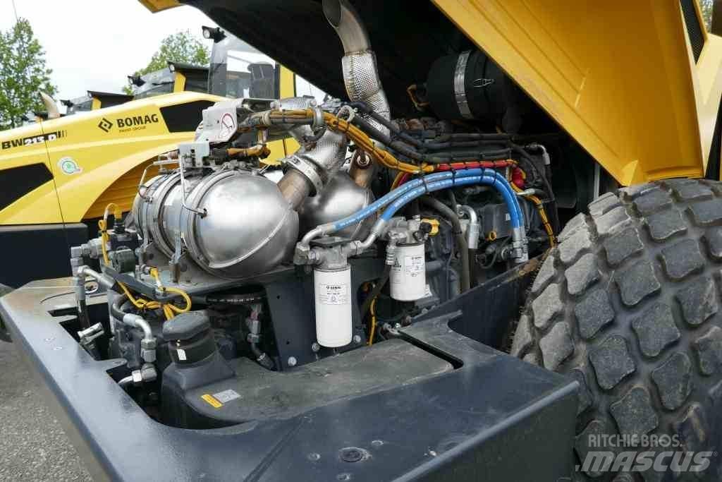 Bomag BW 213 DH-5 Kompaktori zemlje