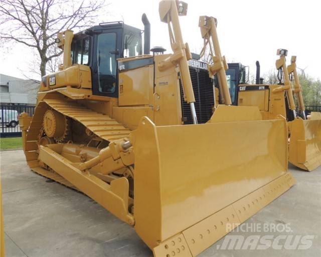 CAT D 7 R Buldožeri gusjeničari