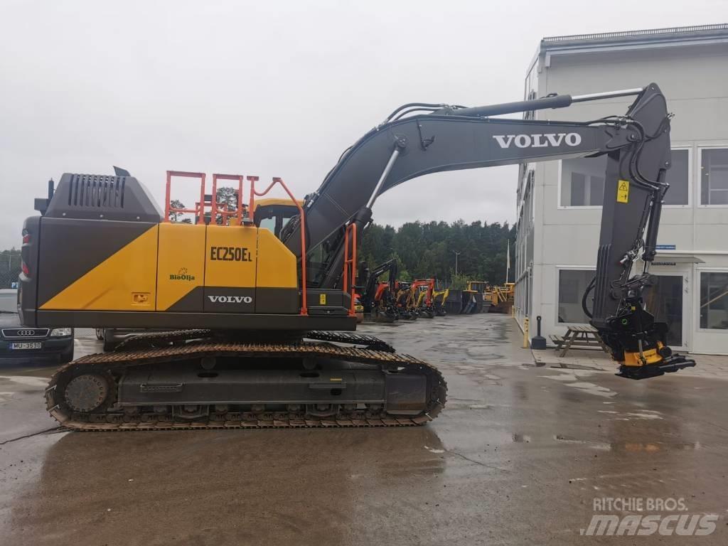 Volvo EC250EL Bageri gusjeničari