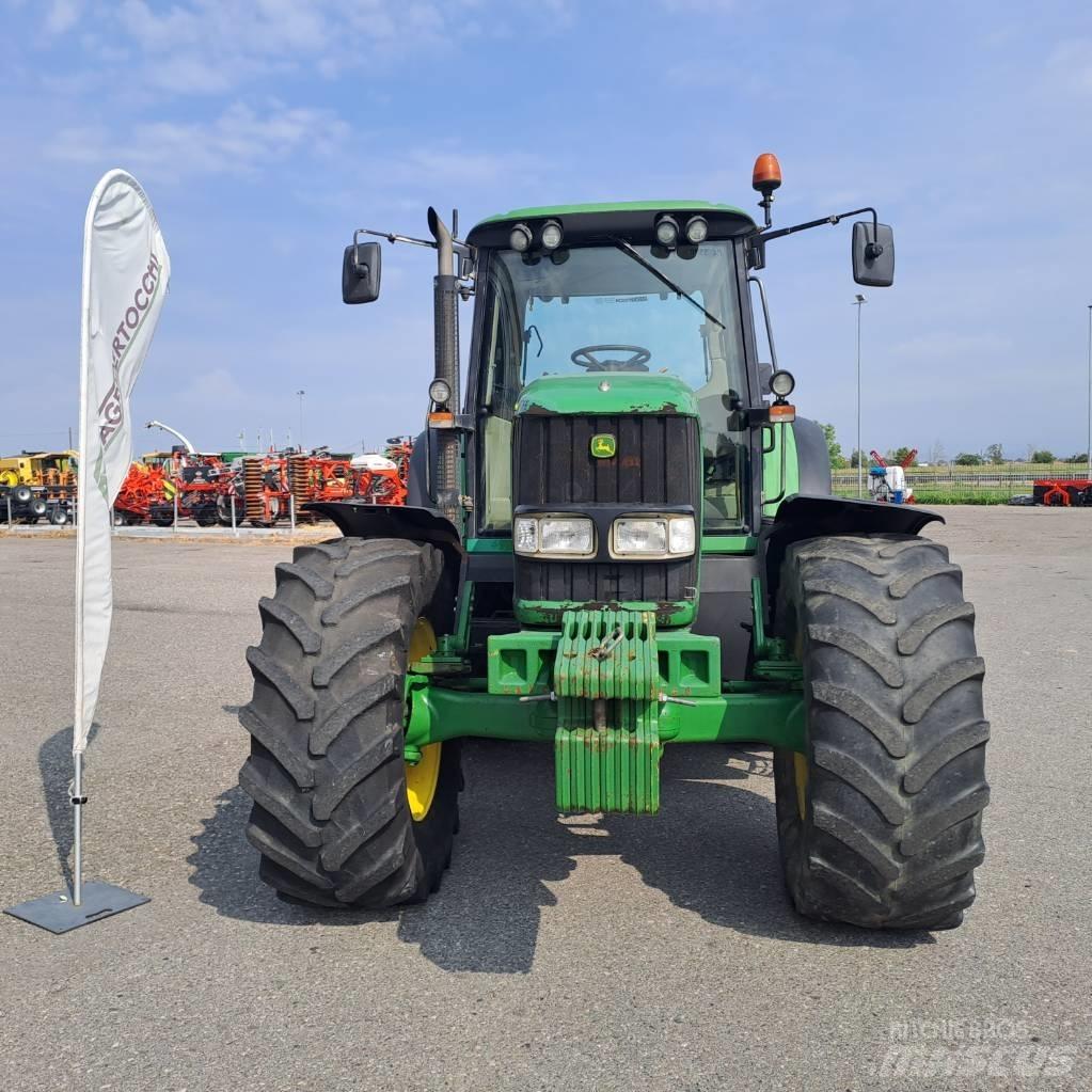 John Deere 6920 S Traktori