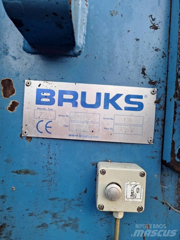 Bruks 805 CT Drobilice za drvo / čiperi