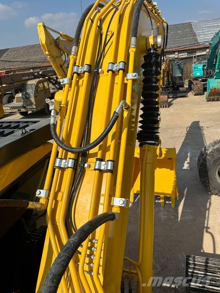 Komatsu PC 200-7 Bageri gusjeničari