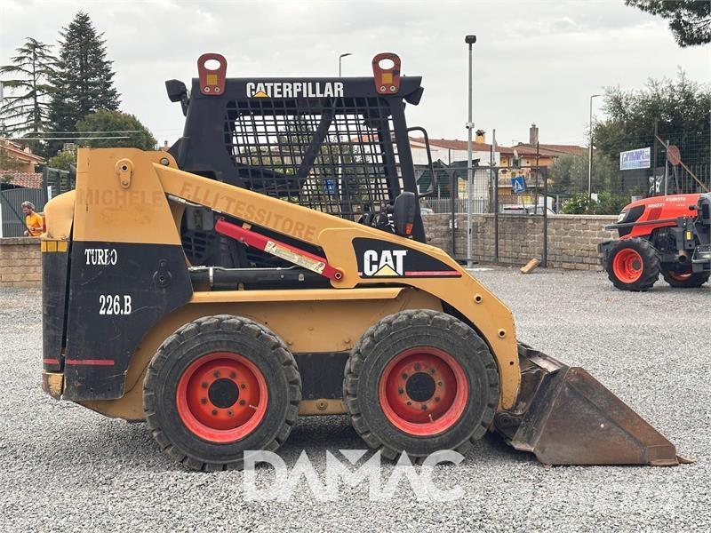 CAT 226BHF Skid steer mini utovarivači