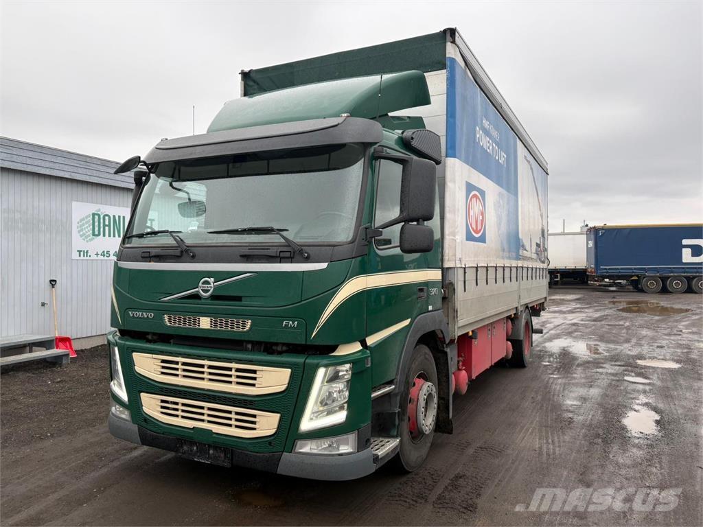 Volvo FM370 Fragtlad Kamioni sa ceradom