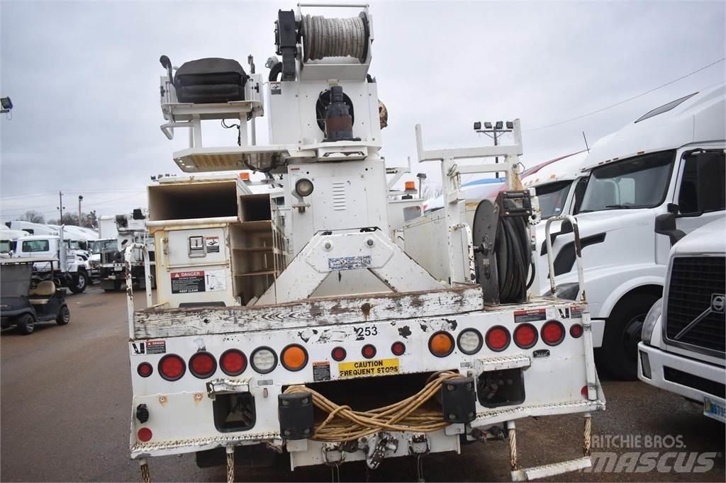 Altec D2045TR Kamioni za pokretne bušotine