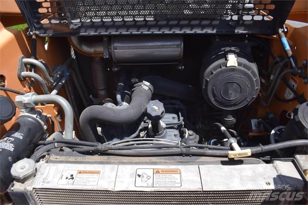 CASE SR200 Skid steer mini utovarivači