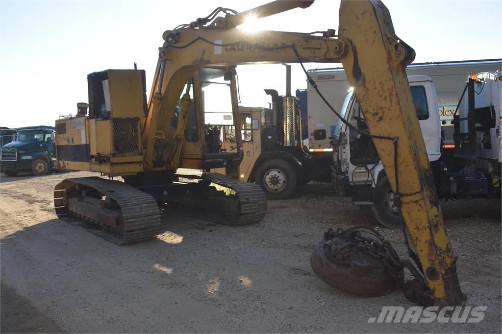 CAT 215B LC Bageri gusjeničari