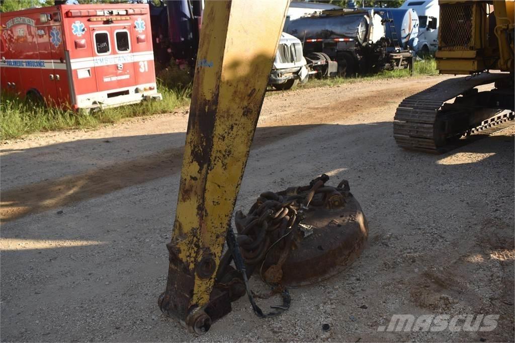 CAT 215B LC Bageri gusjeničari