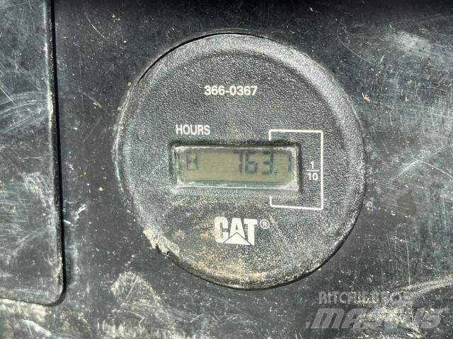 CAT 307E2 Bageri gusjeničari