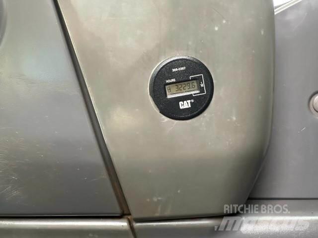 CAT 320DL Bageri gusjeničari