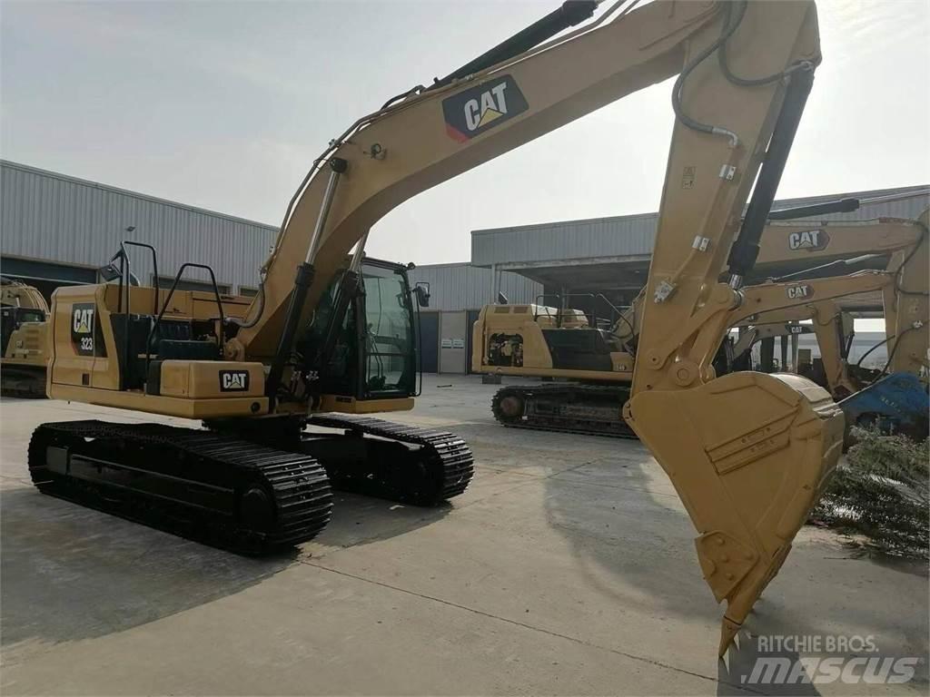CAT 323 Bageri gusjeničari