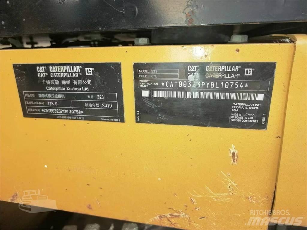 CAT 323 Bageri gusjeničari