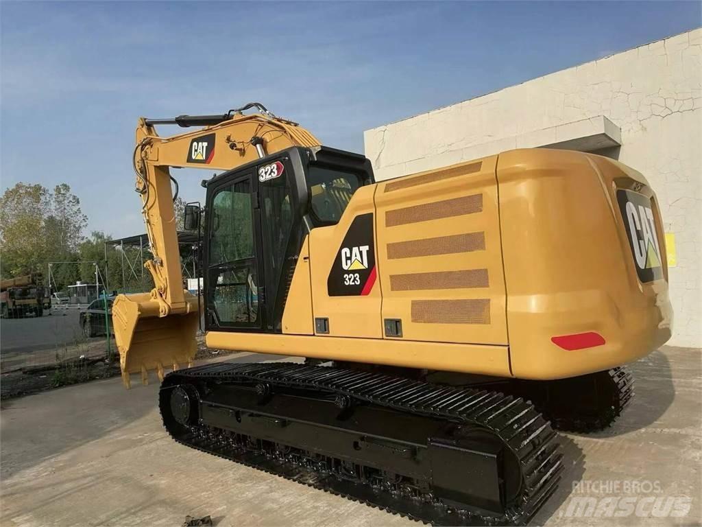 CAT 323 Bageri gusjeničari