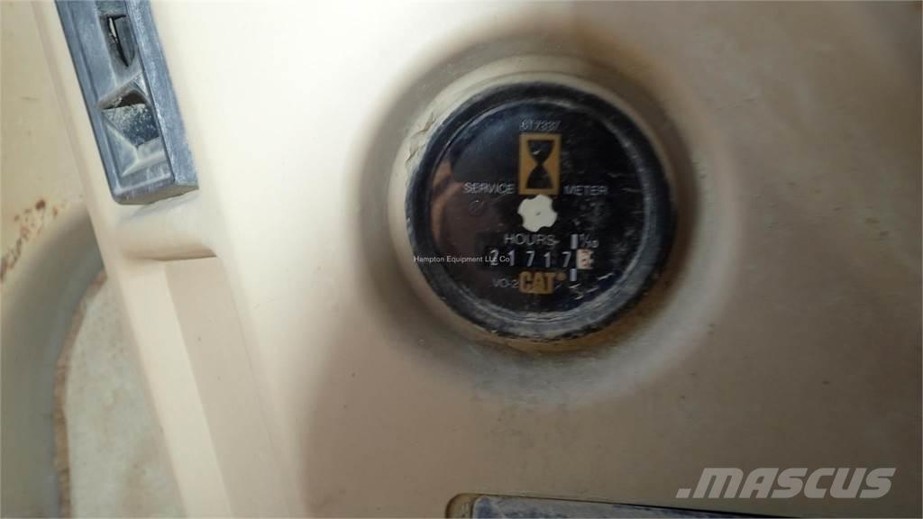 CAT 330L Bageri gusjeničari