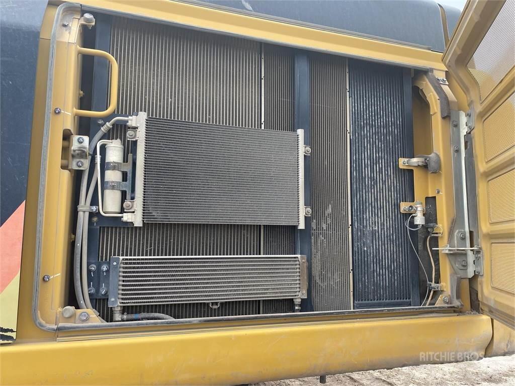CAT 349FL Bageri gusjeničari