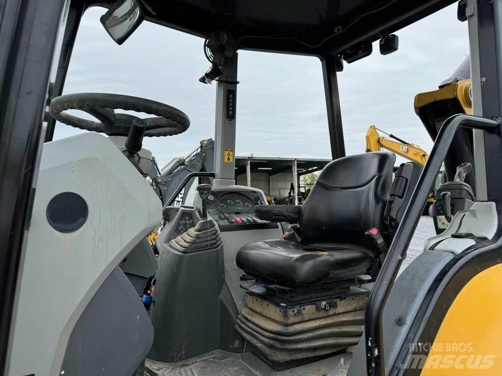 CAT 420F2 Utovarni rovokopači