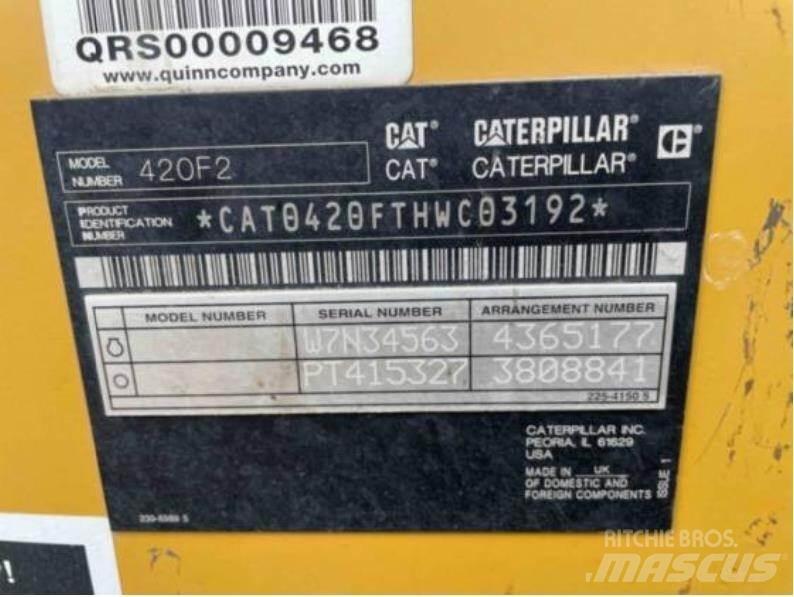 CAT 420F2 Utovarni rovokopači