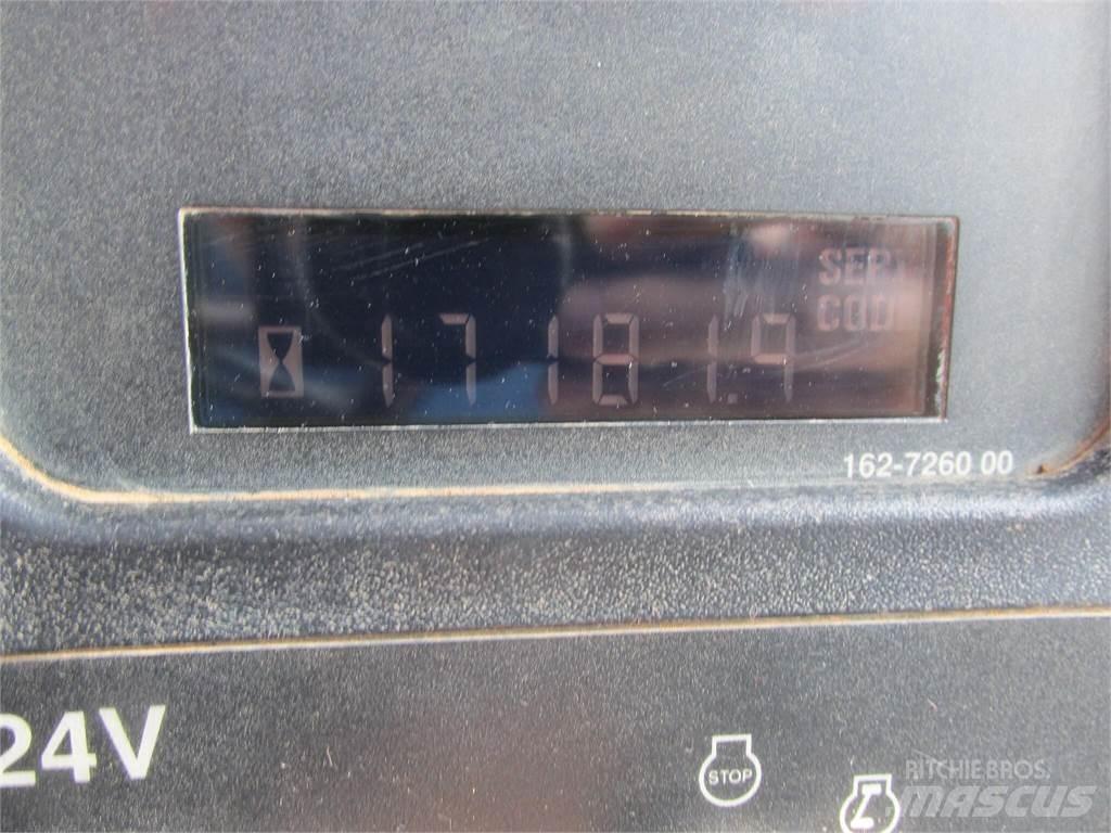 CAT 725 Zglobni demperi
