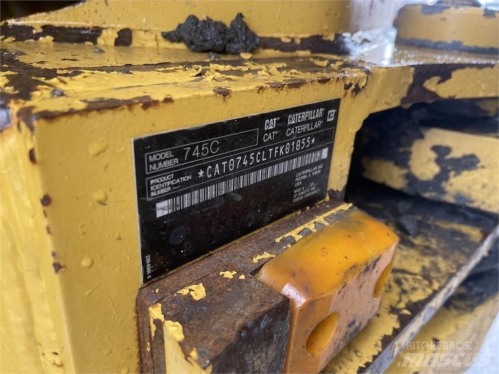 CAT 745C Zglobni demperi
