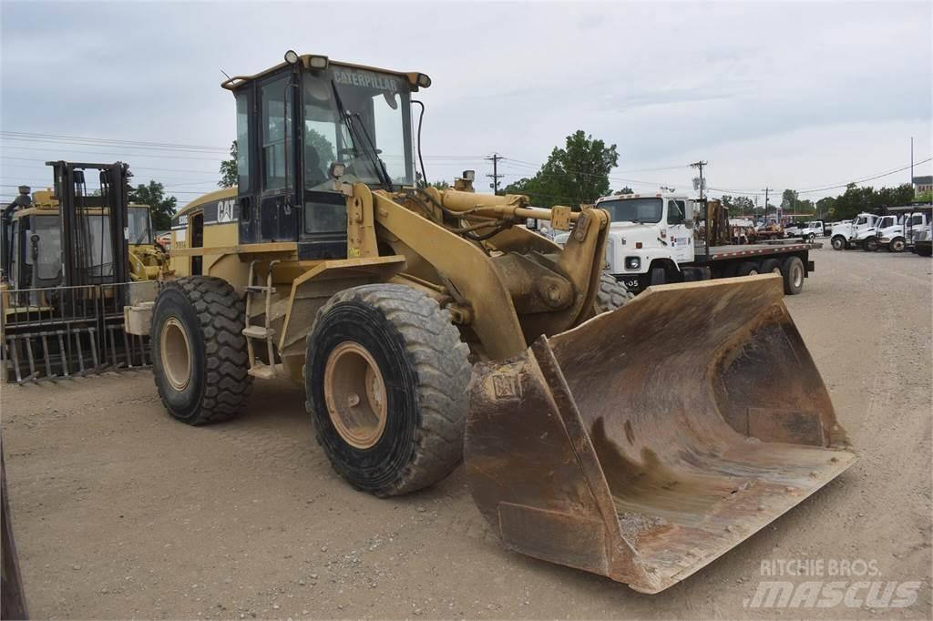 CAT 938G Utovarivači na kotačima