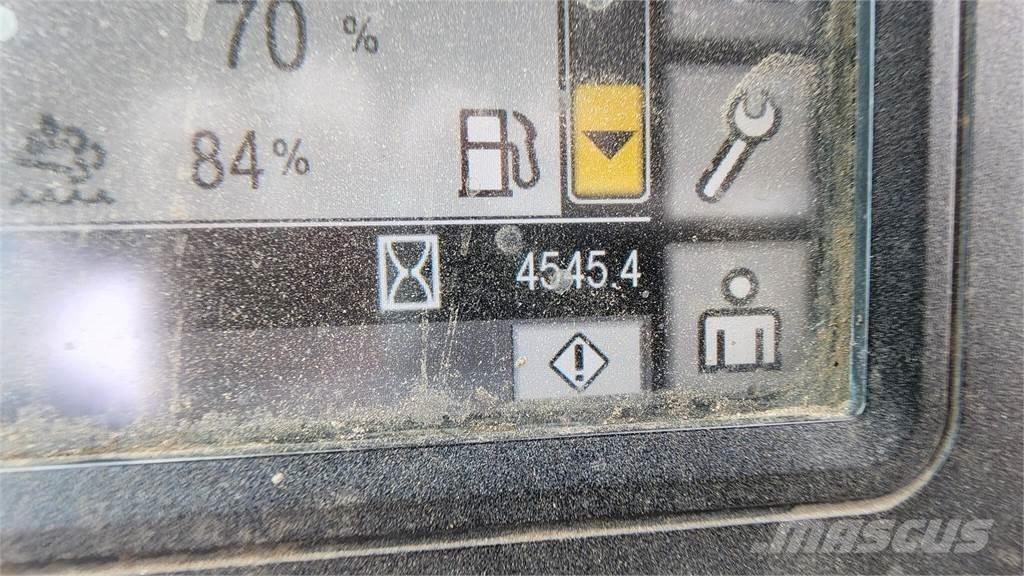 CAT 938M Utovarivači na kotačima