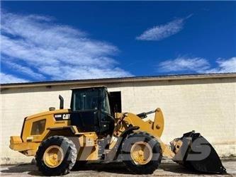 CAT 938M Utovarivači na kotačima