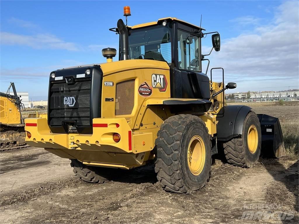 CAT 938M Utovarivači na kotačima