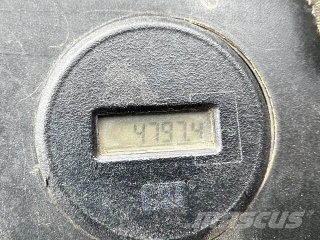 CAT CP-563C Kompaktori otpada