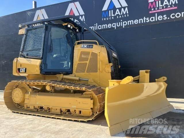 CAT D3K2 LGP Buldožeri gusjeničari