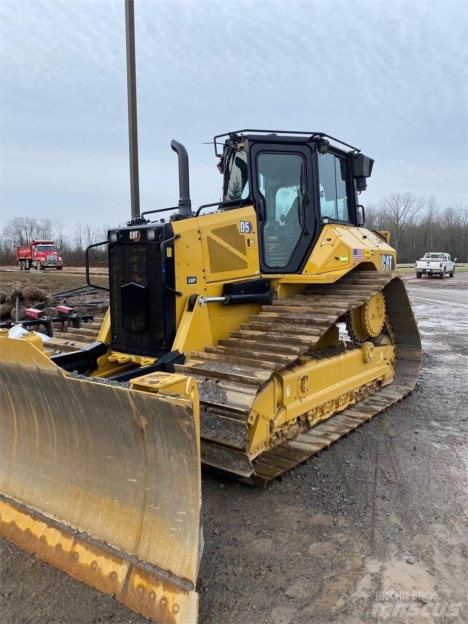 CAT D5 LGP Buldožeri gusjeničari