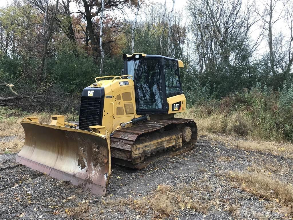 CAT D5K2 LGP Buldožeri gusjeničari