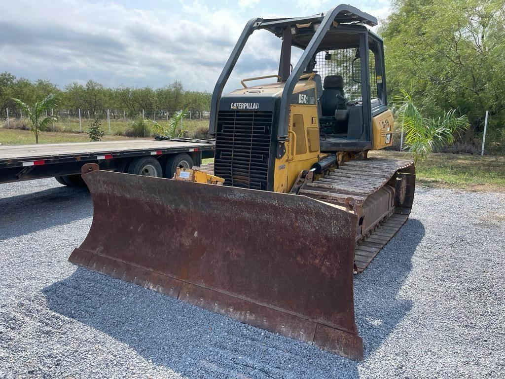 CAT D5K2 LGP Buldožeri gusjeničari
