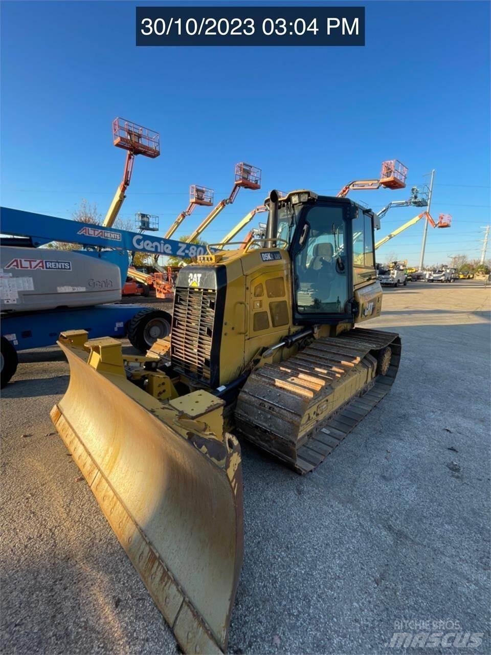 CAT D5K2 LGP Buldožeri gusjeničari