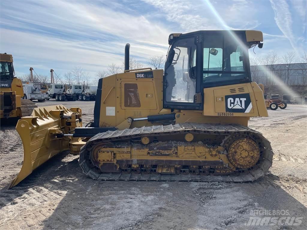 CAT D6K2 LGP Buldožeri gusjeničari