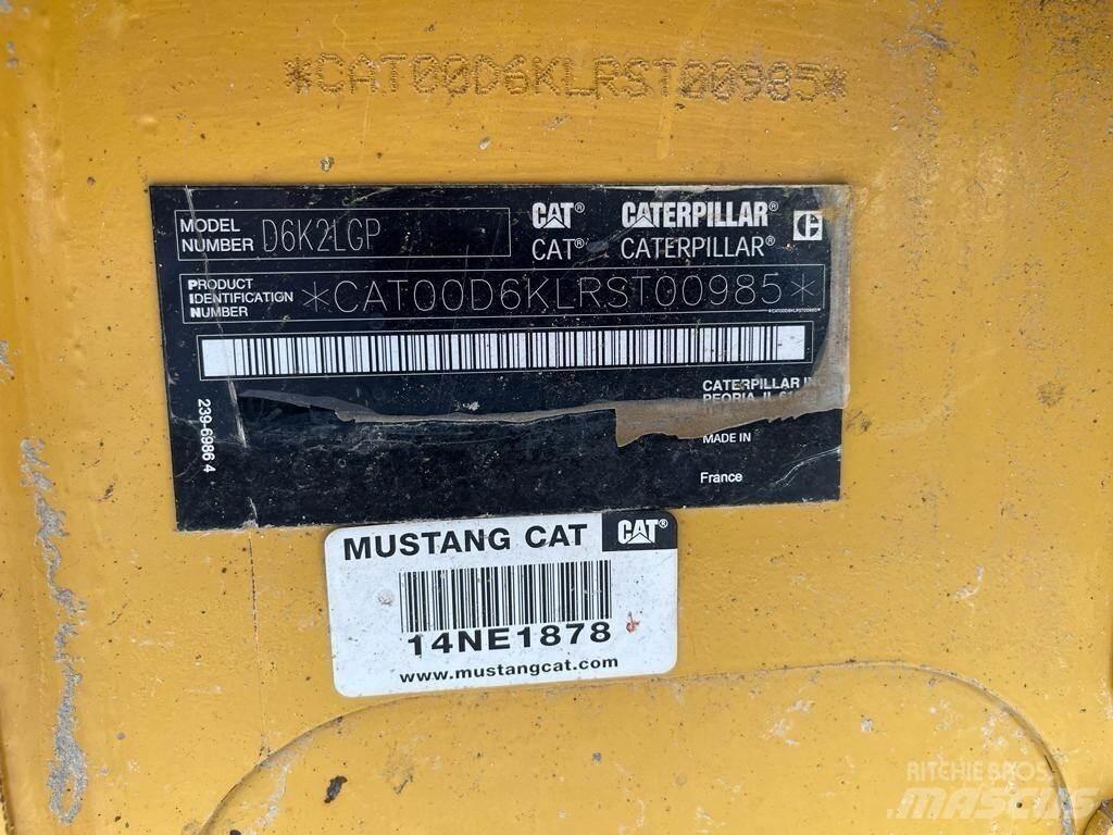 CAT D6K2 LGP Buldožeri gusjeničari