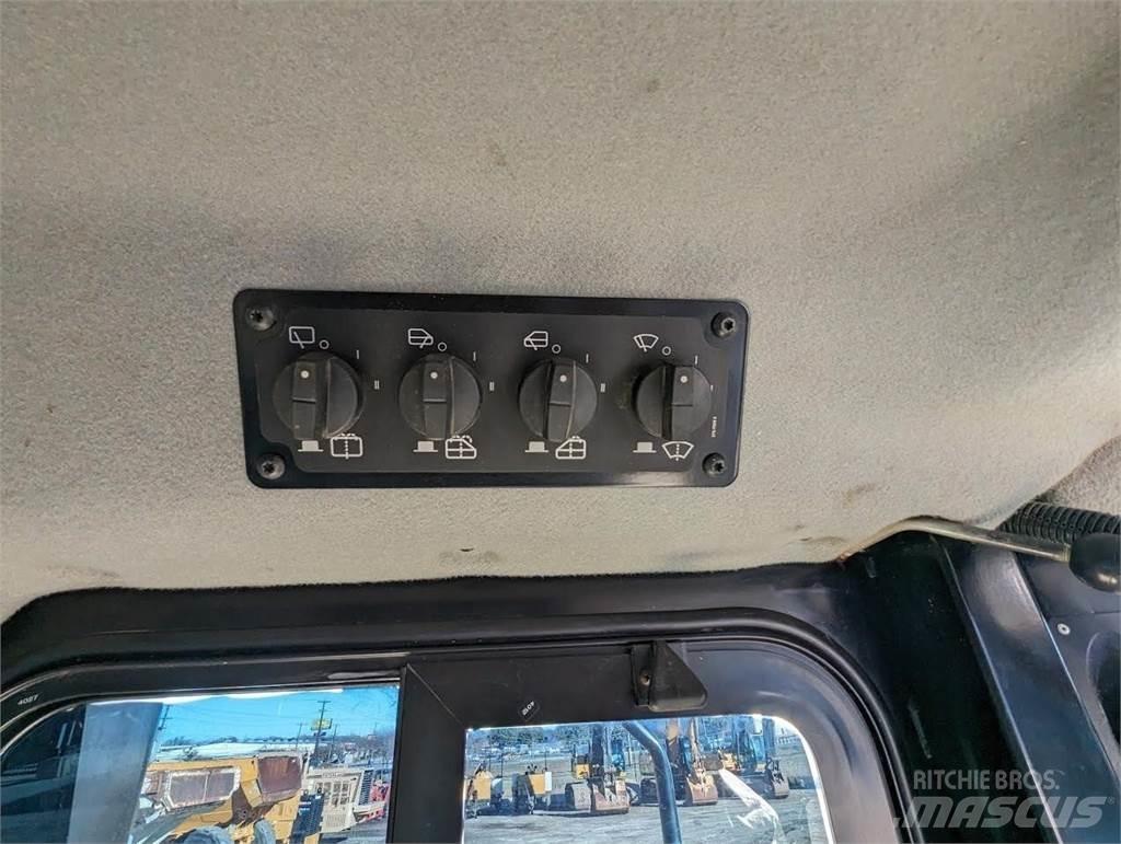 CAT D6T XL Buldožeri gusjeničari