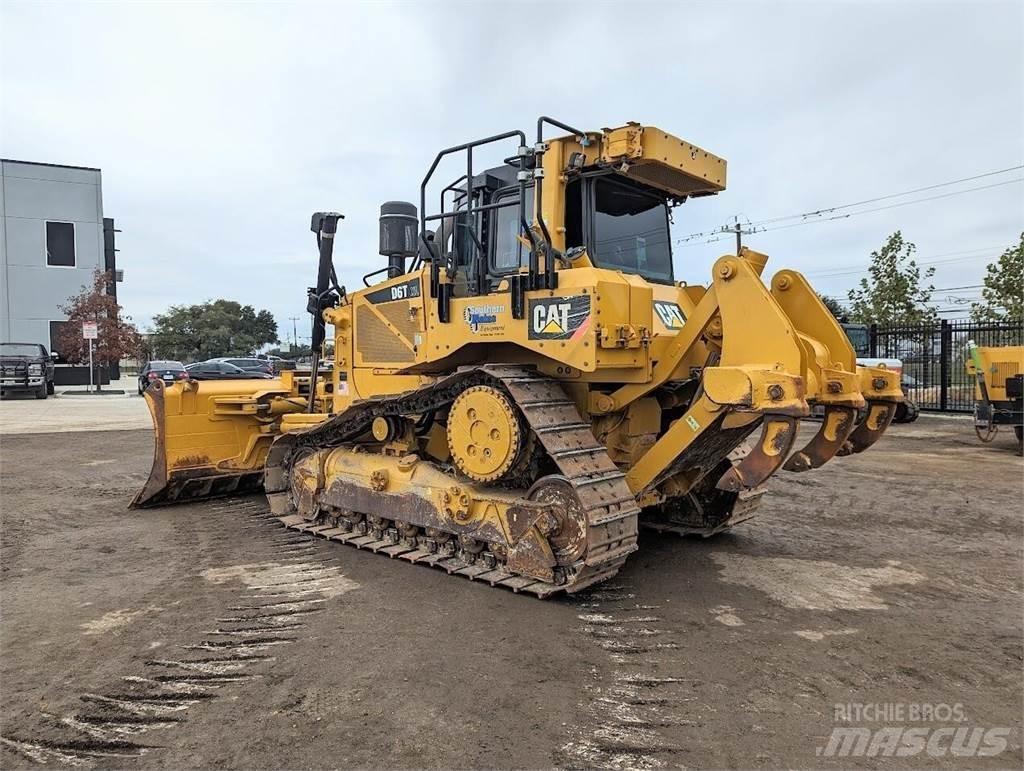 CAT D6T XL Buldožeri gusjeničari