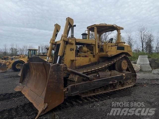 CAT D8N Buldožeri gusjeničari